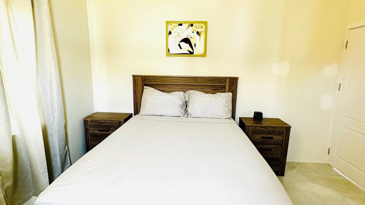 Photo of Bedroom in Discovery Bay