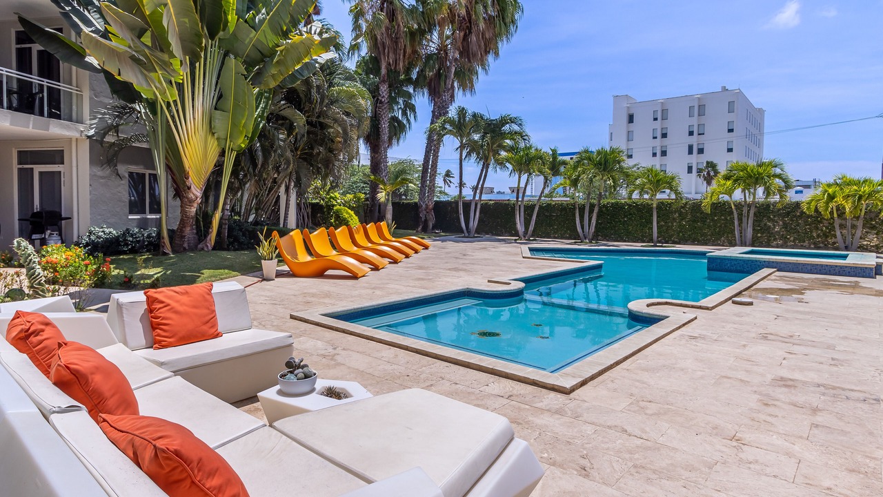 Photo of Outdoor in Oranjestad-West