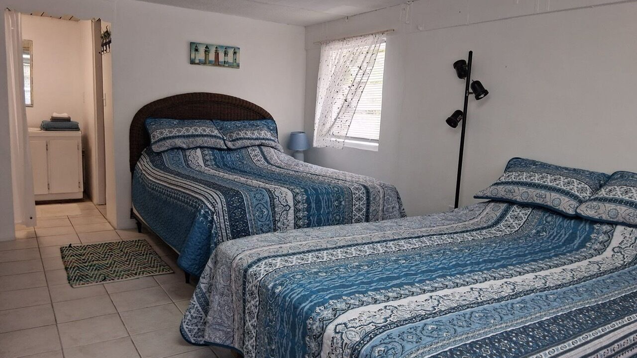 Photo of Bedroom in Bahama Palm Shores