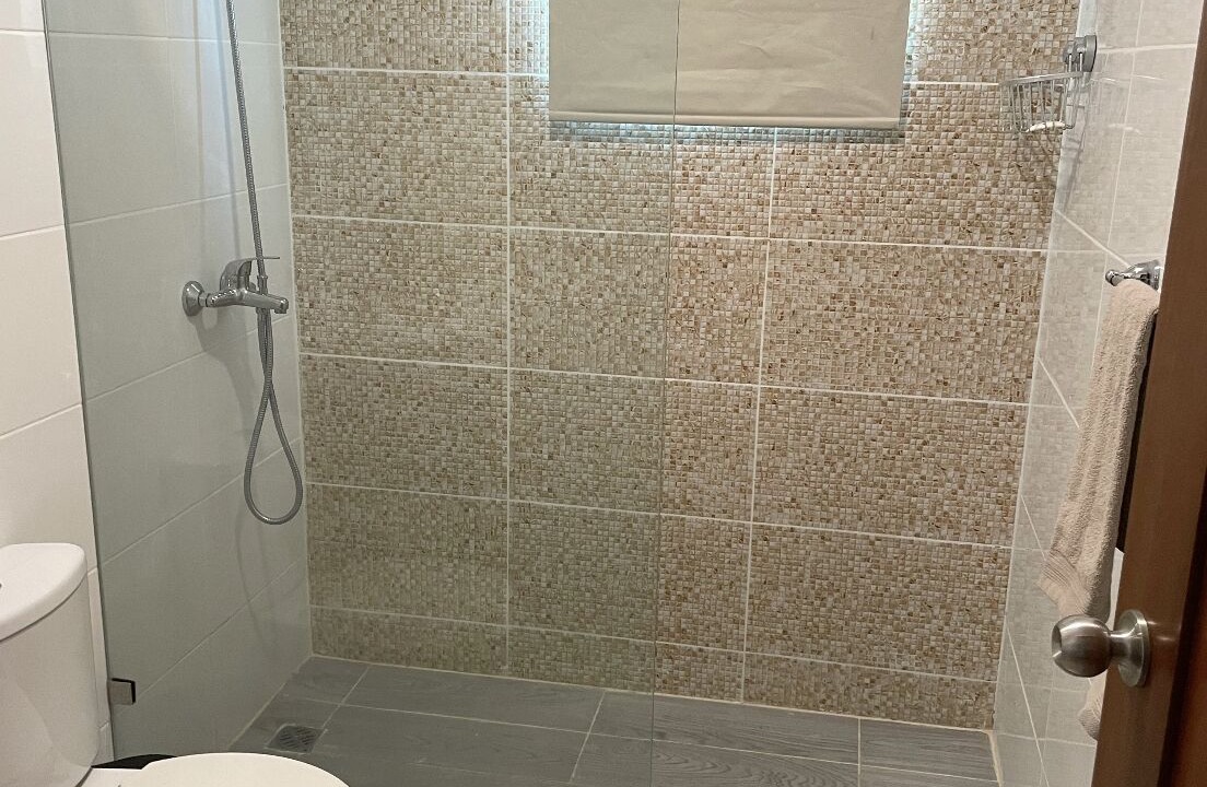 Photo of Bathroom in Llanos de Gurabo I