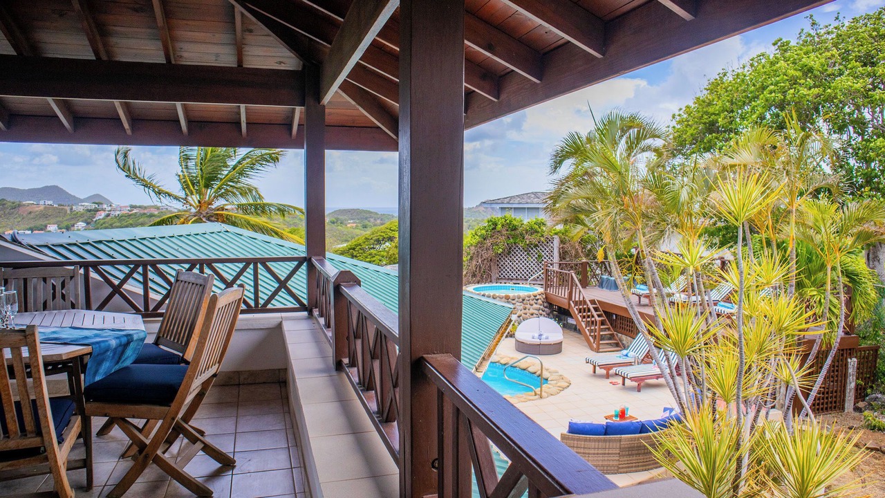 Photo of Patio Balcony in Cap Estate