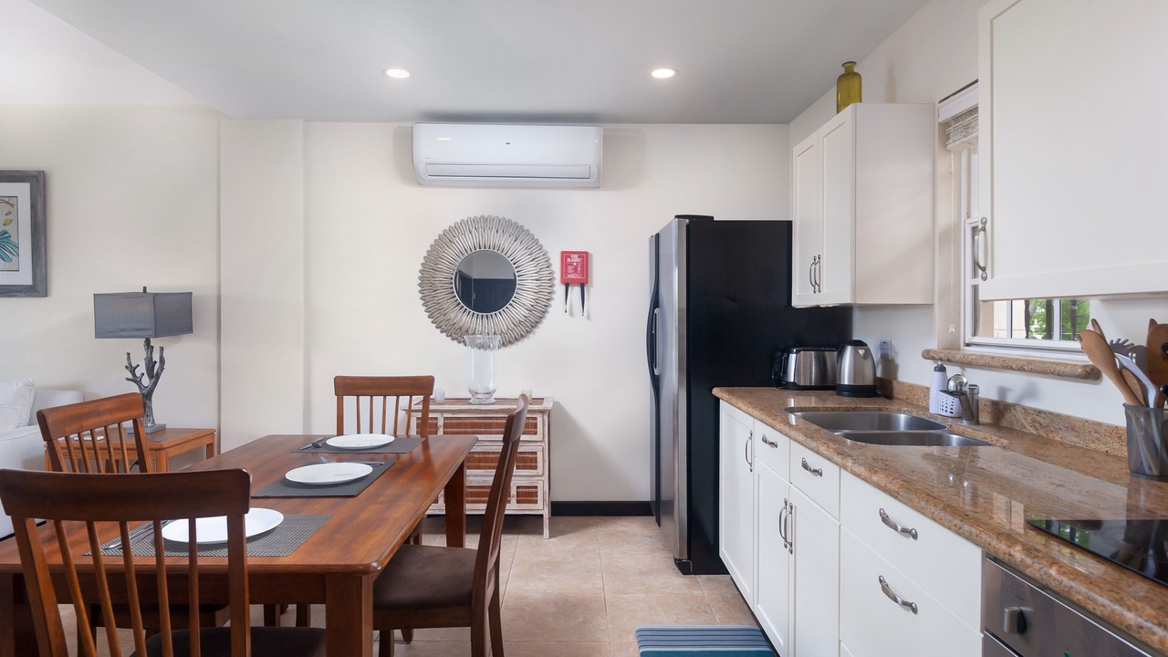 Photo of Kitchen in Marine Gardens
