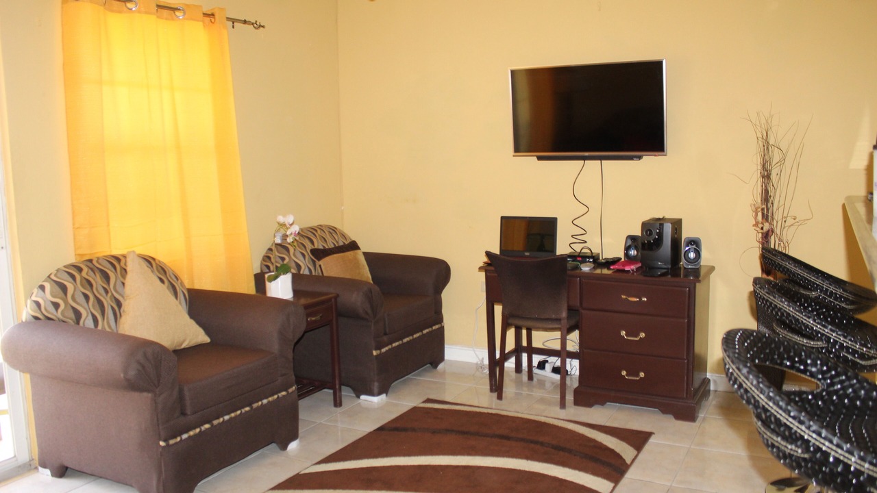Photo of Livingroom in Eastwood Park