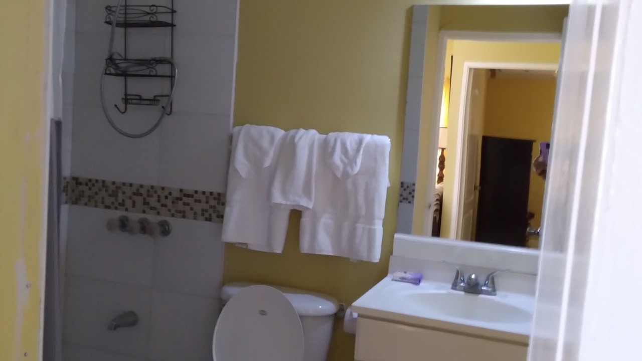 Photo of Bathroom in Eastwood Park