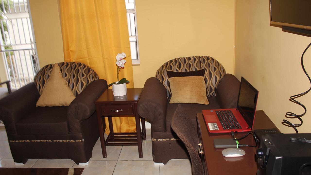 Photo of Livingroom in Eastwood Park