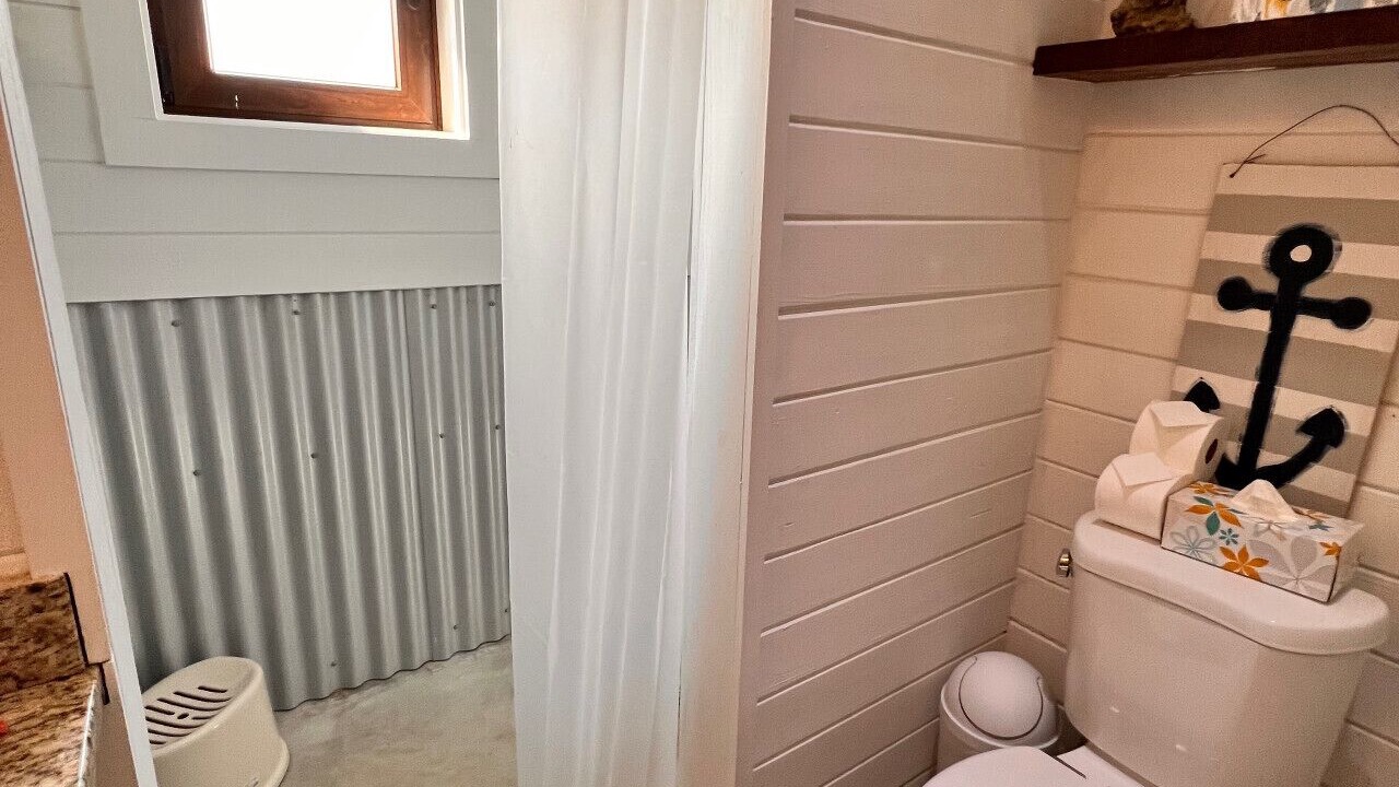 Photo of Bathroom in Caribbean Way