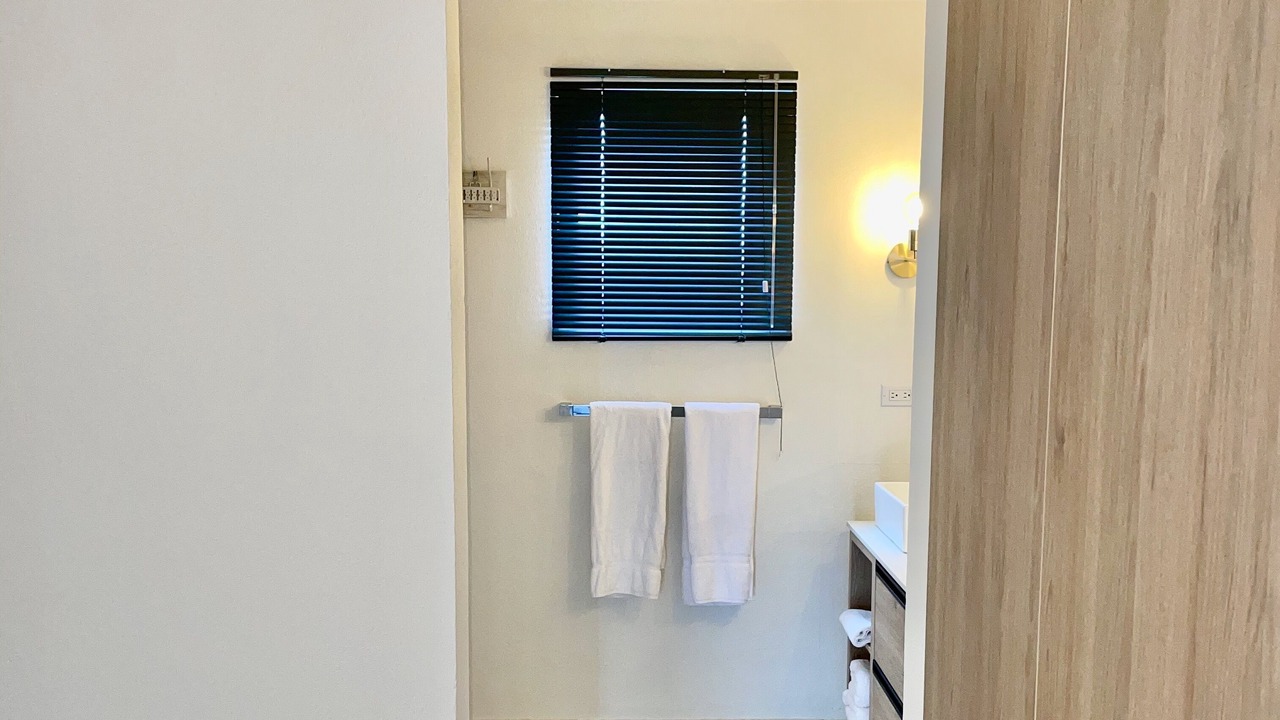Photo of Bathroom in Oranjestad