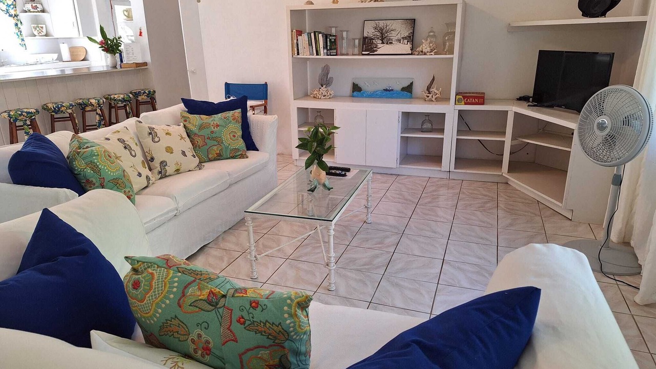 Photo of Livingroom in Dunmore Town