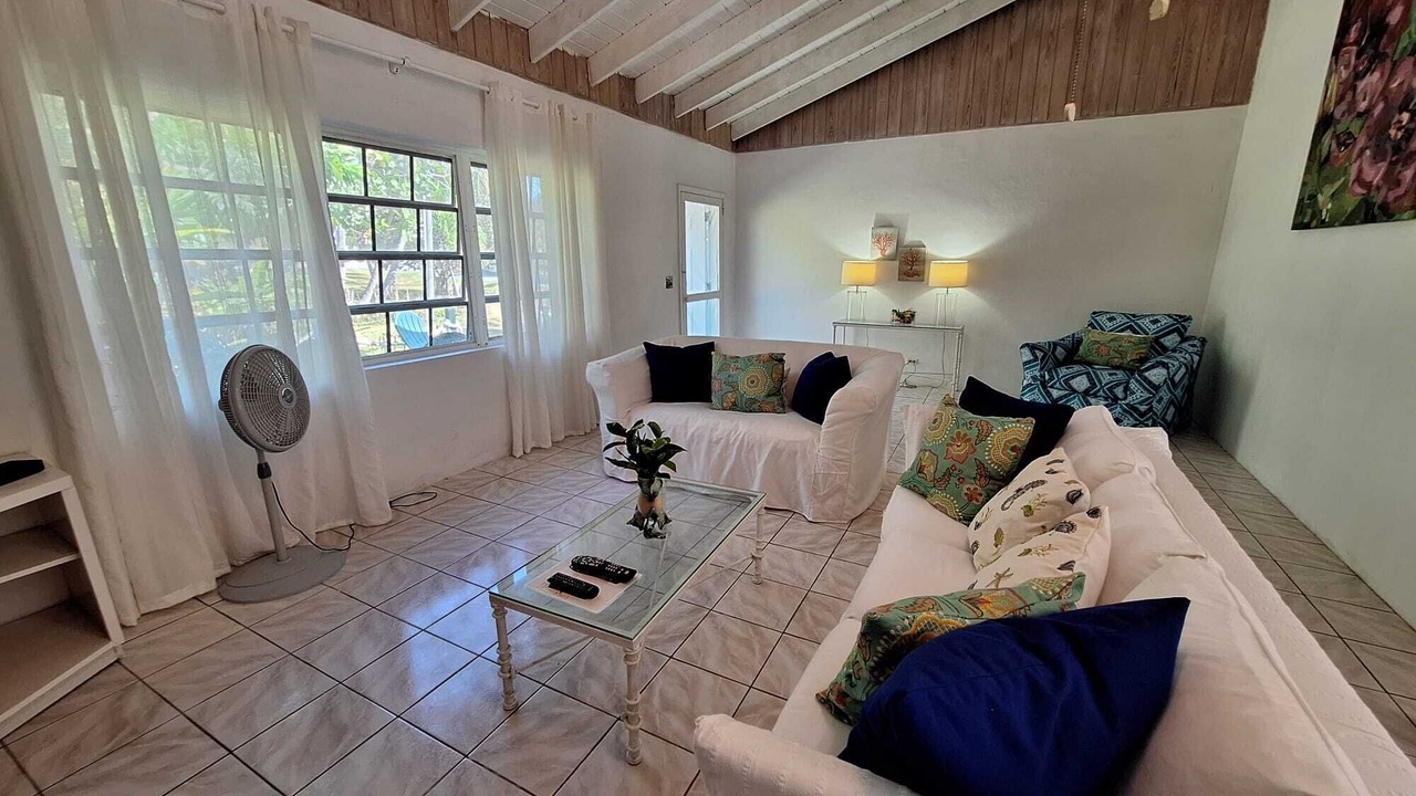 Photo of Livingroom in Dunmore Town