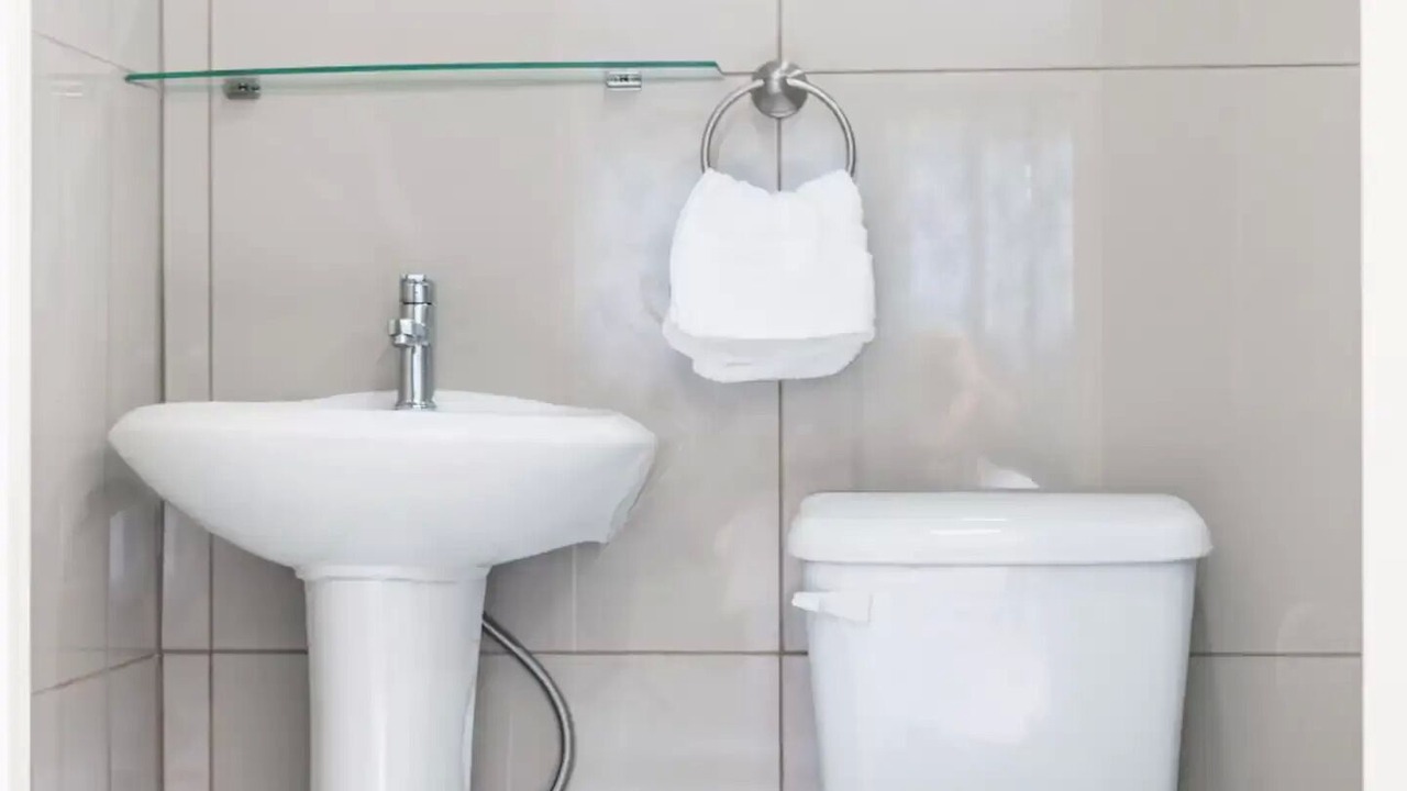 Photo of Bathroom in Ponton