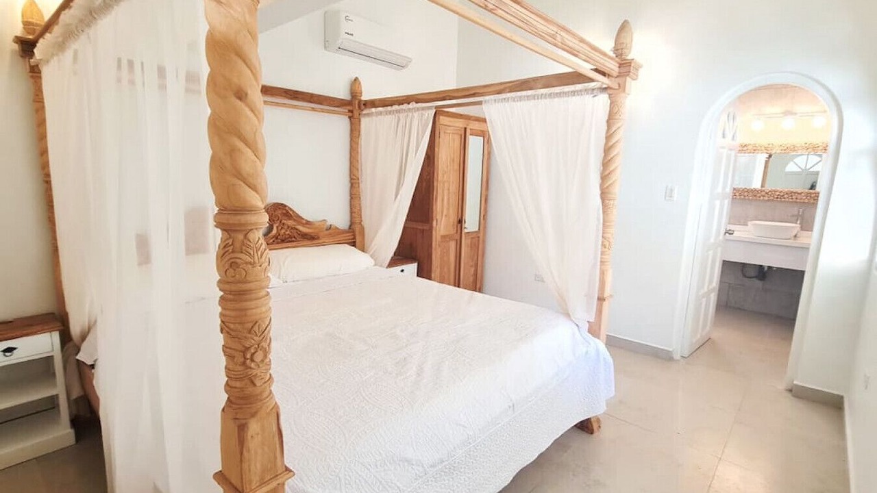 Photo of Bedroom in Palm Beach