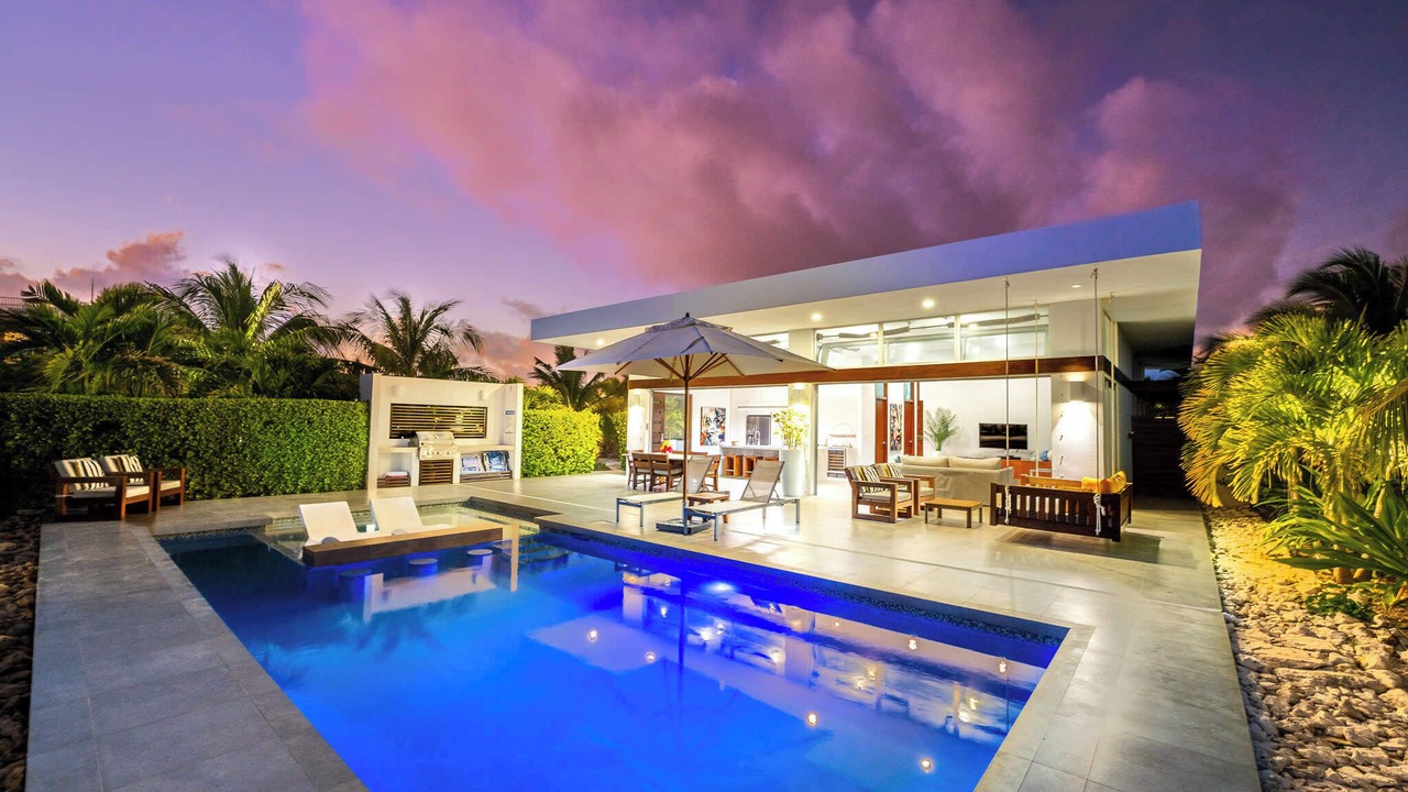 Photo of Outdoor in Long Bay