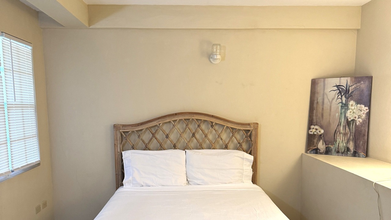Photo of Bedroom in Cedar Grove