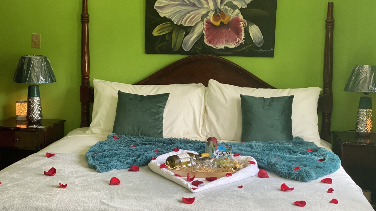Photo of Bedroom in Stewart Town