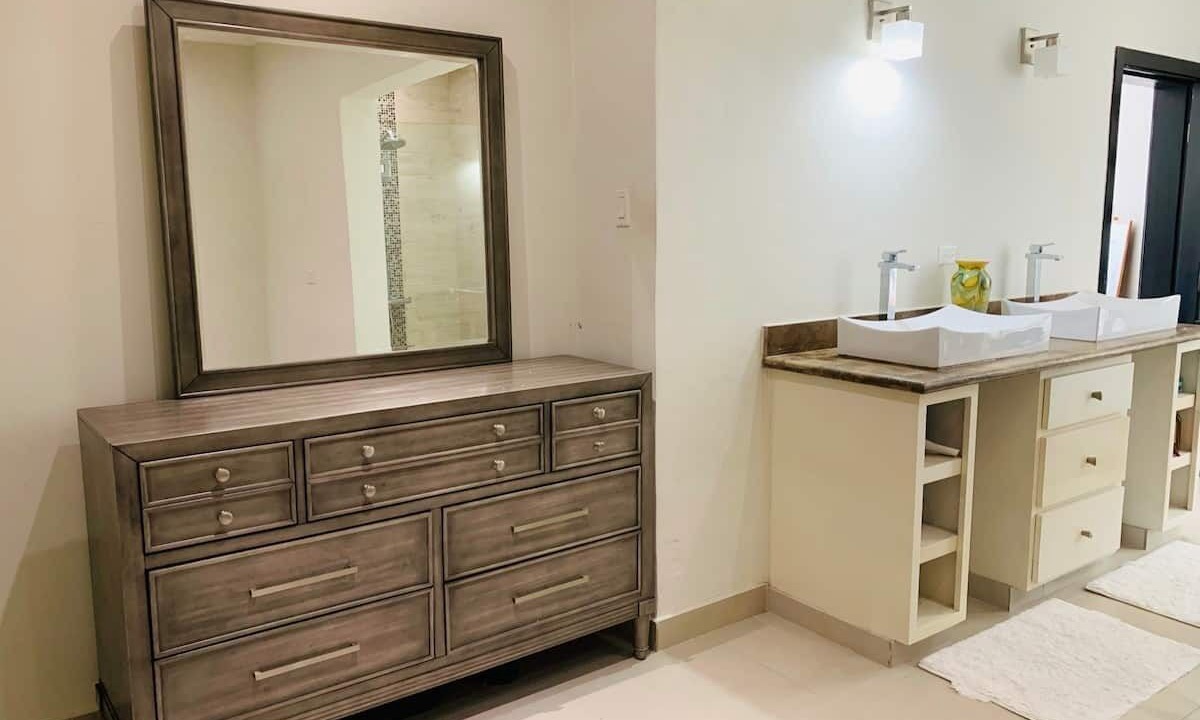 Photo of Bathroom in Albion