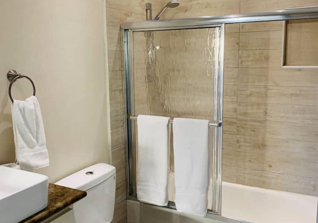 Photo of Bathroom in Albion