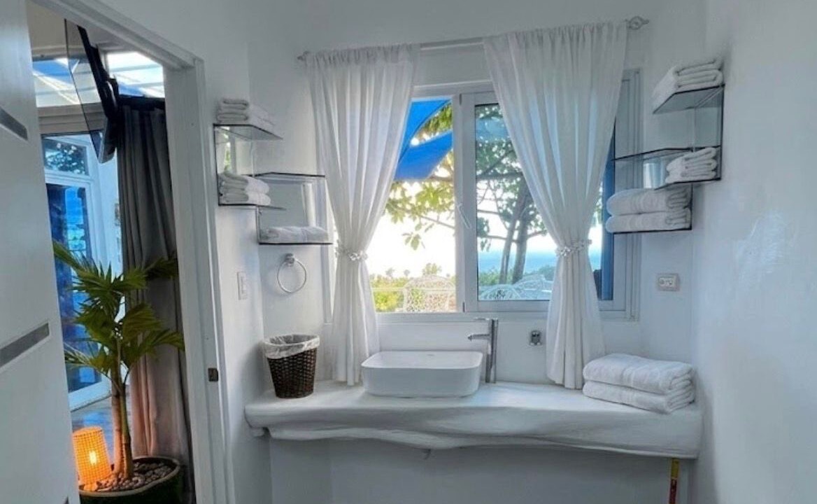 Photo of Bathroom in El Breton