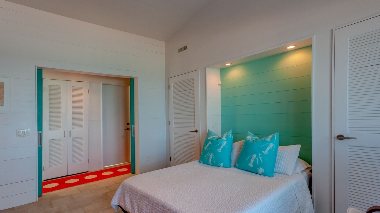 Photo of Bedroom in Hope Town