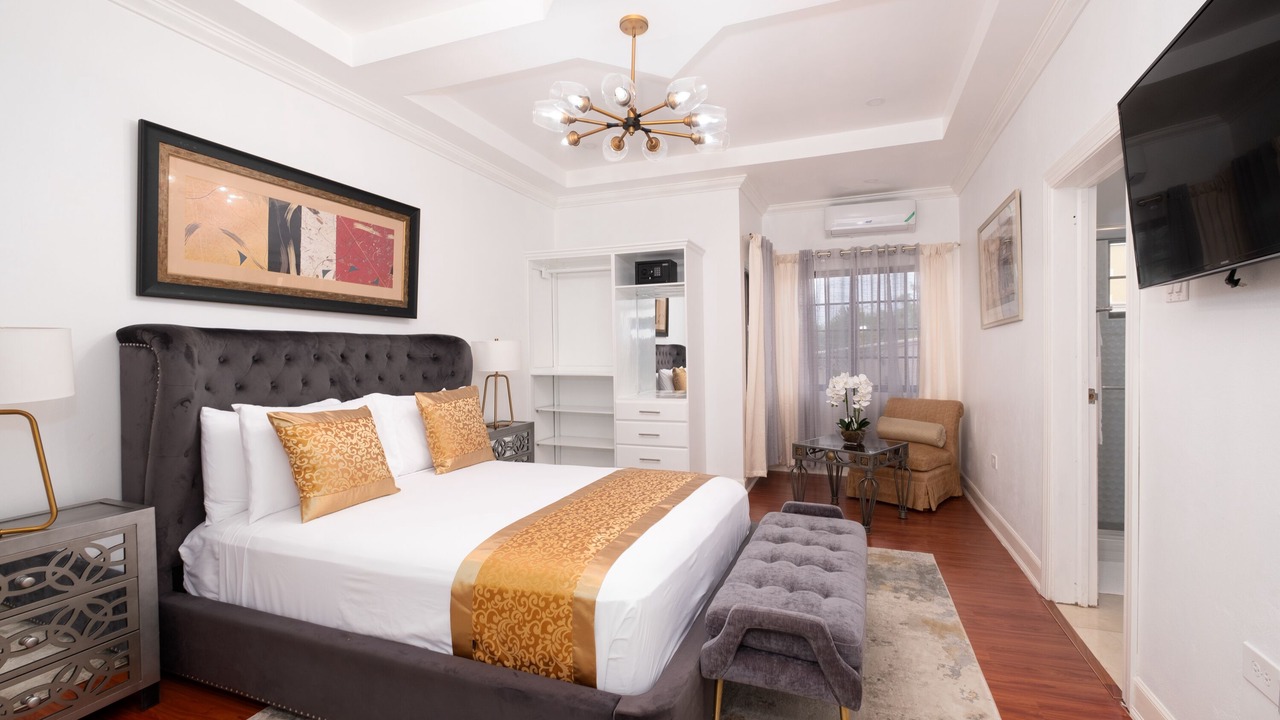 Photo of Bedroom in Discovery Bay