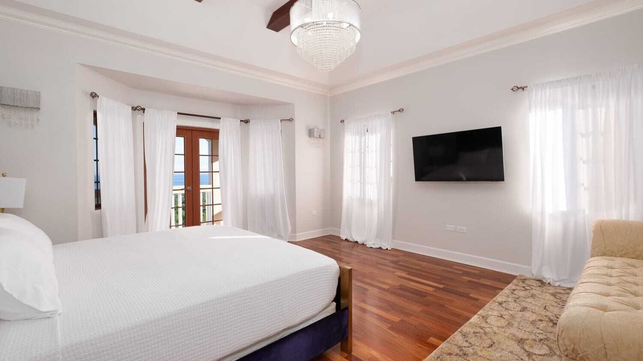 Photo of Bedroom in Discovery Bay