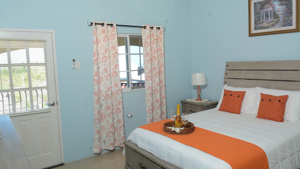 Photo of Bedroom in Runaway Bay