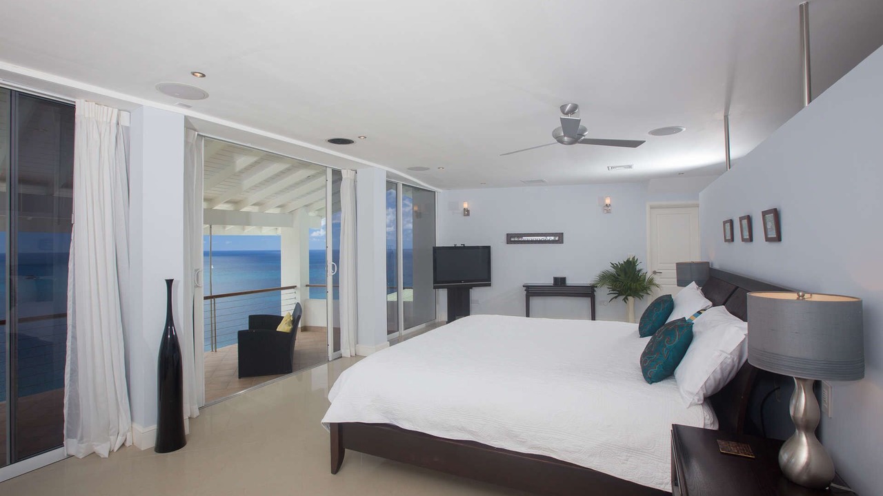 Photo of Bedroom in Saline Point