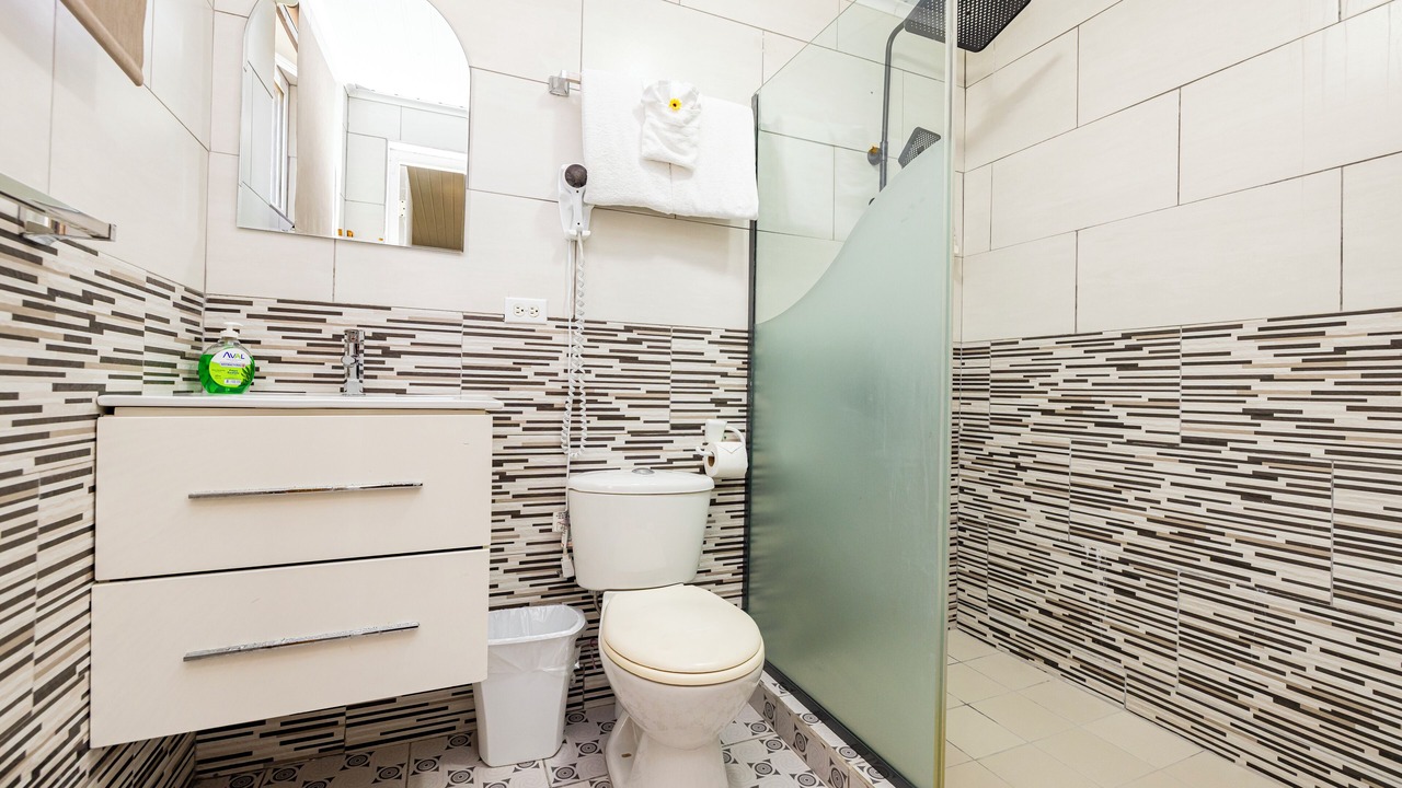 Photo of Bathroom in Oranjestad-West