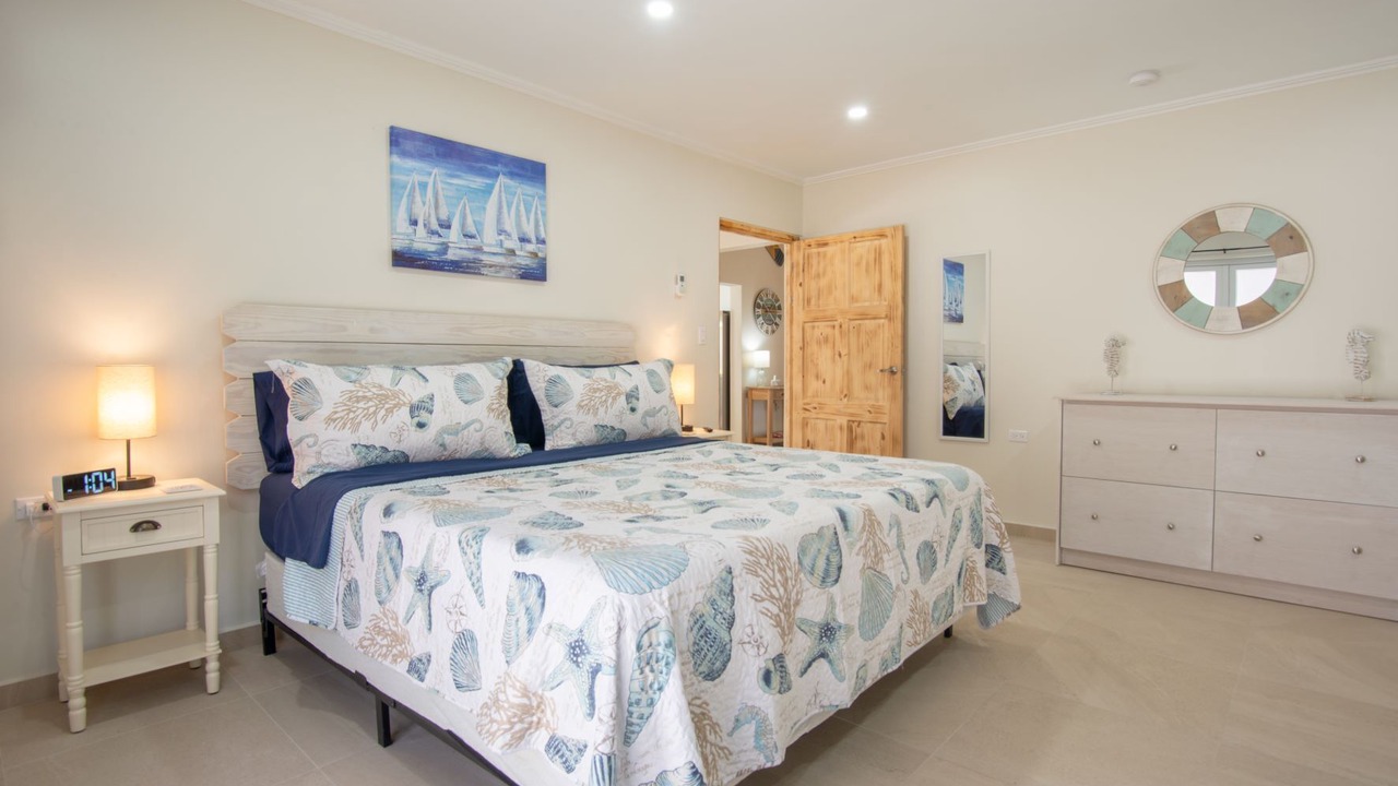 Photo of Bedroom in Opal