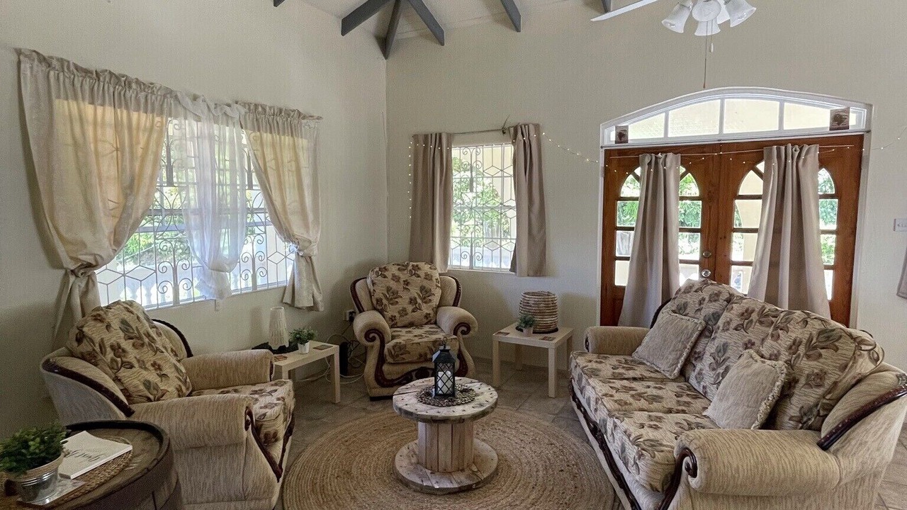 Photo of Livingroom in Soufriere Quarter