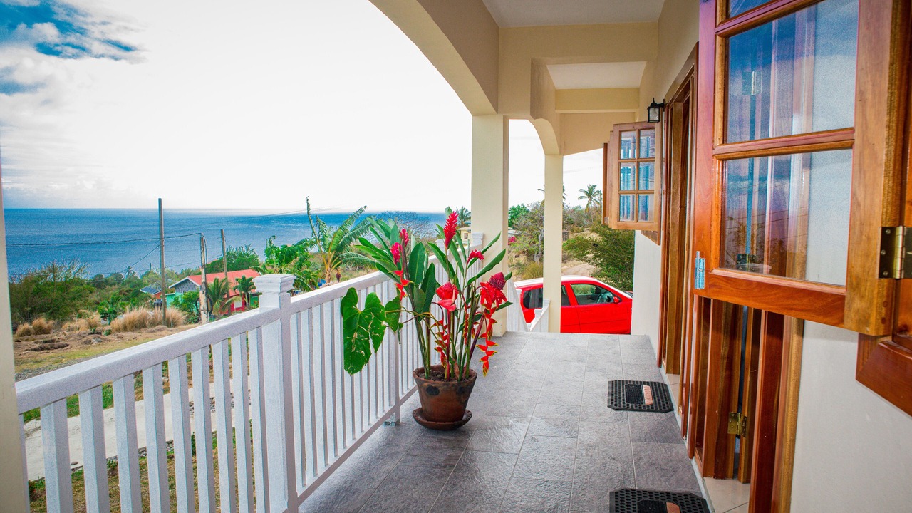 Photo of Patio Balcony in La Pointe