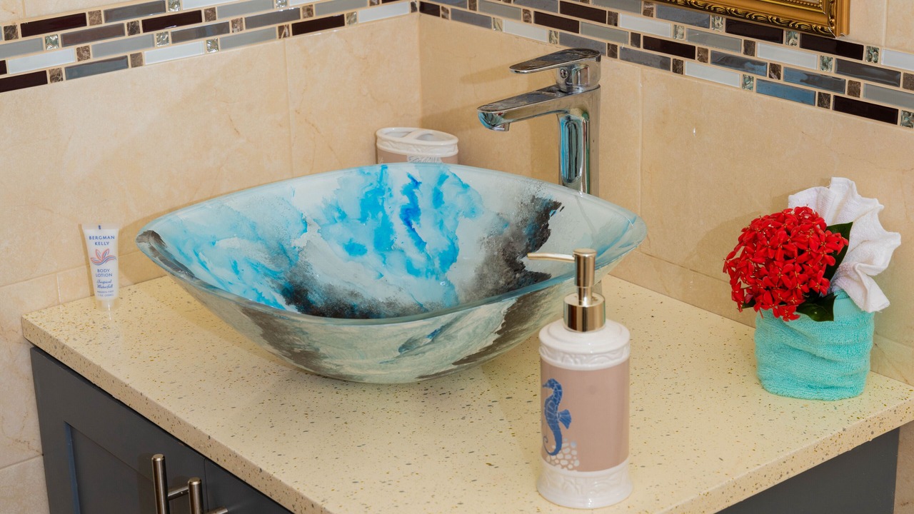 Photo of Bathroom in La Pointe