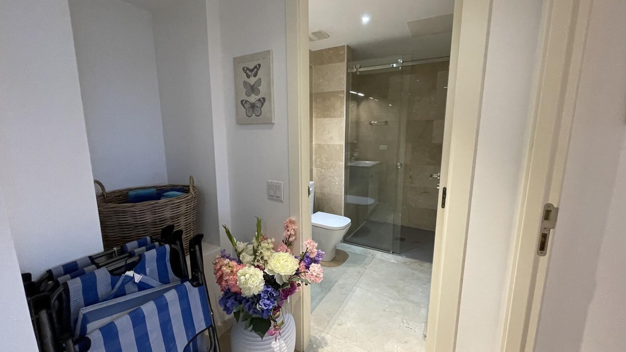 Photo of Bathroom in Boegoeroei