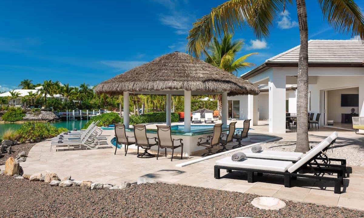 Photo of Outdoor in Leeward Settlement