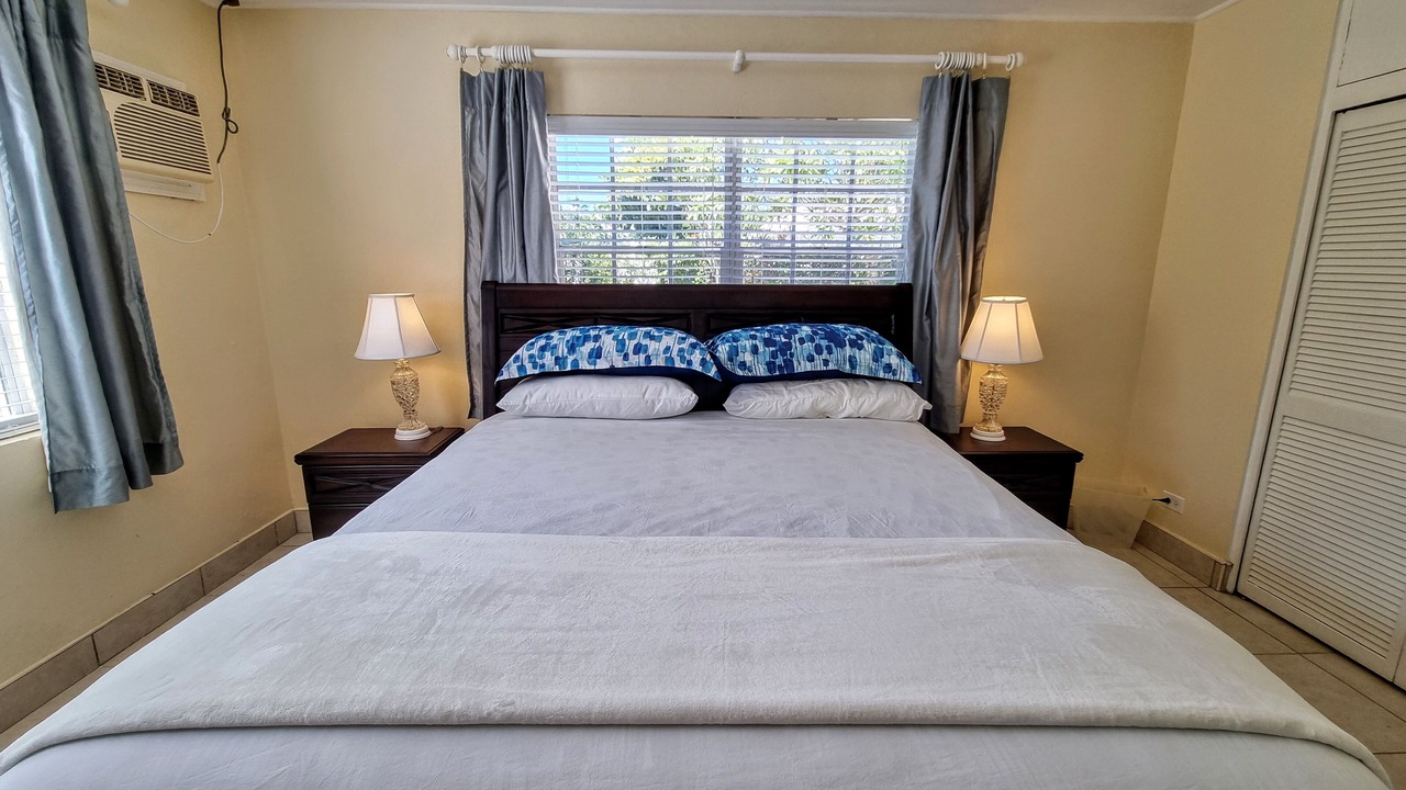 Photo of Bedroom in Nassau