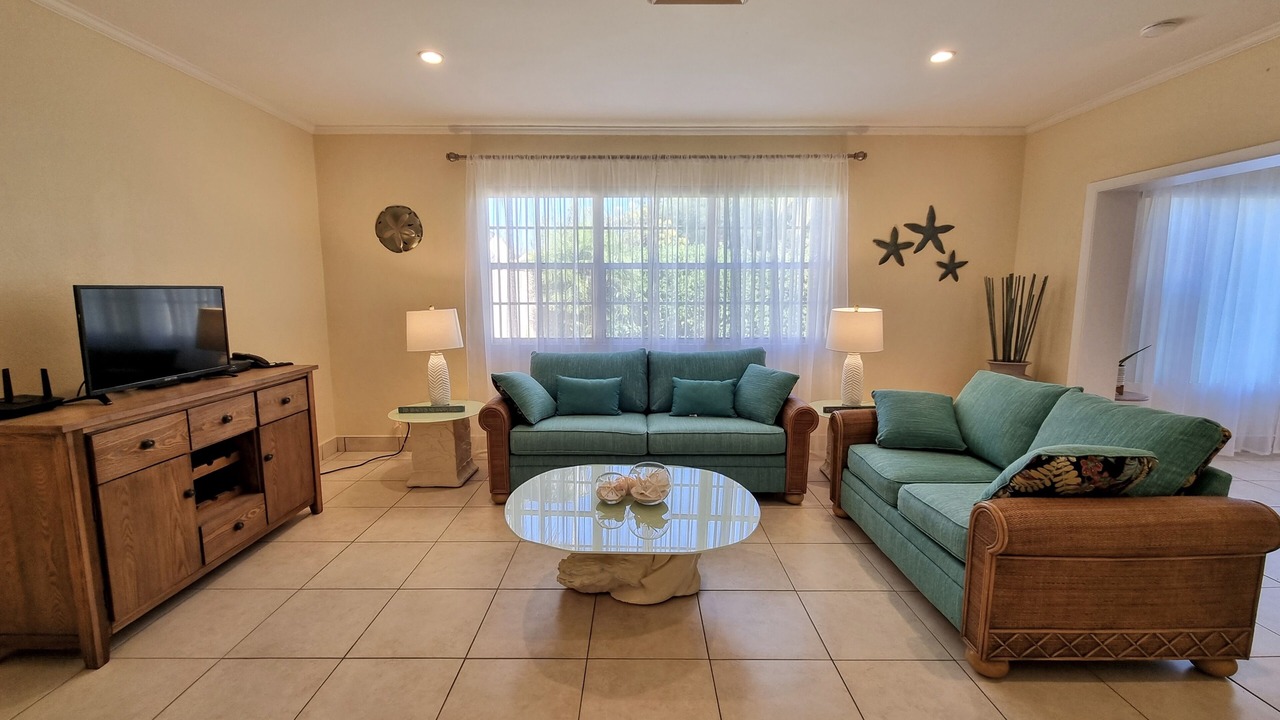 Photo of Livingroom in Nassau