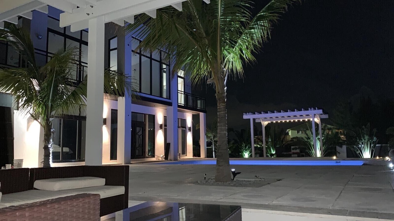 Photo of Patio Balcony in Bahamia West
