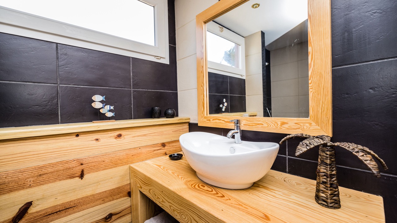 Photo of Bathroom in San Fuego