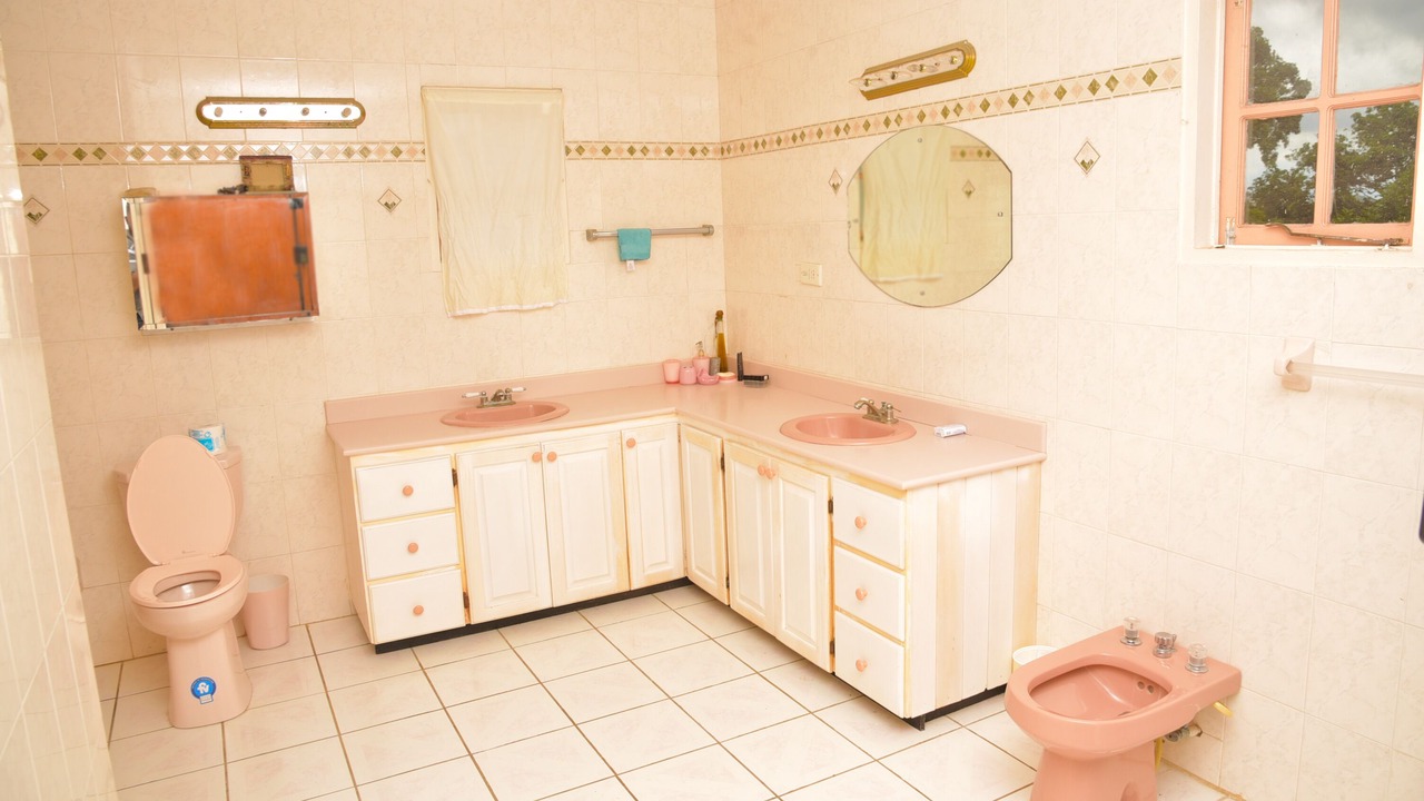 Photo of Bathroom in Mandeville