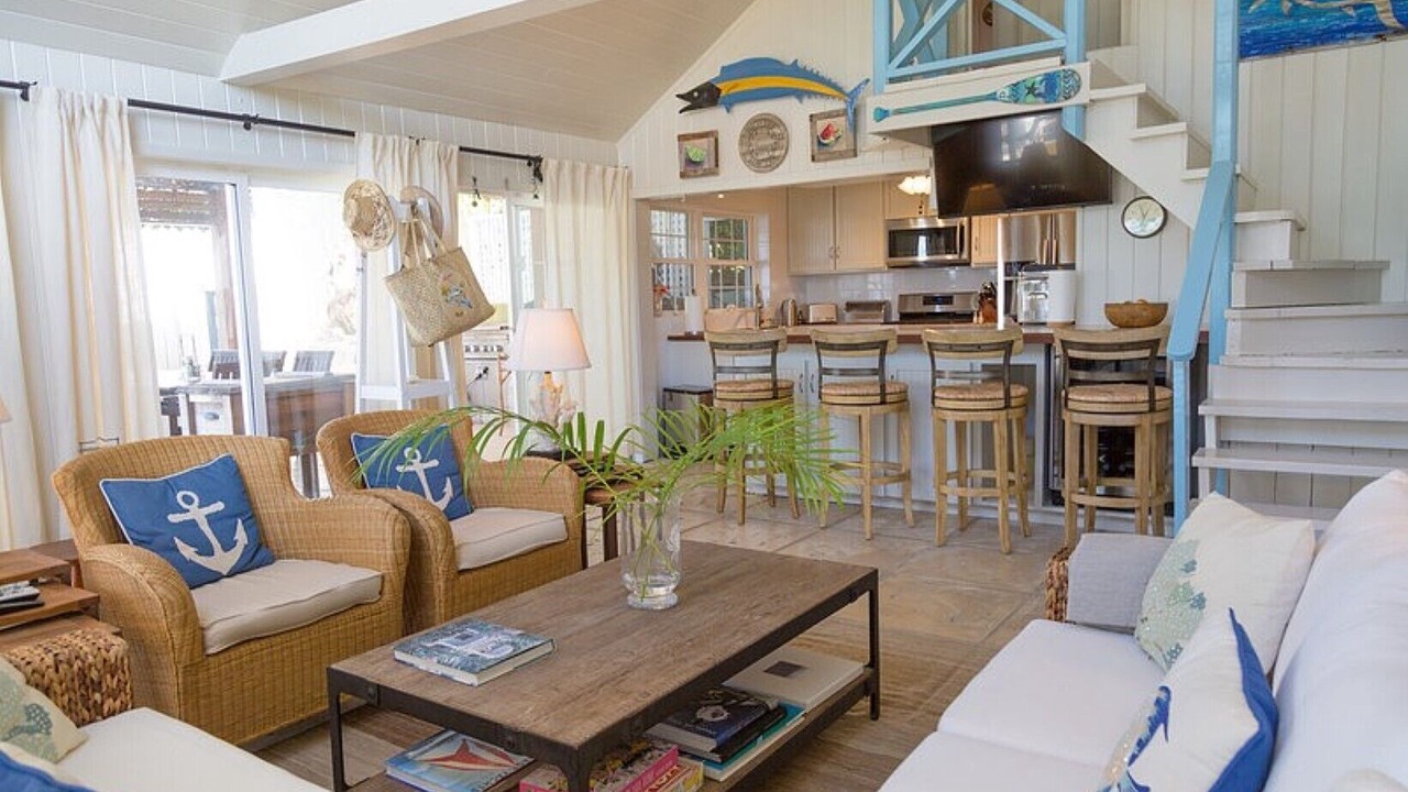 Photo of Livingroom in Dunmore Town