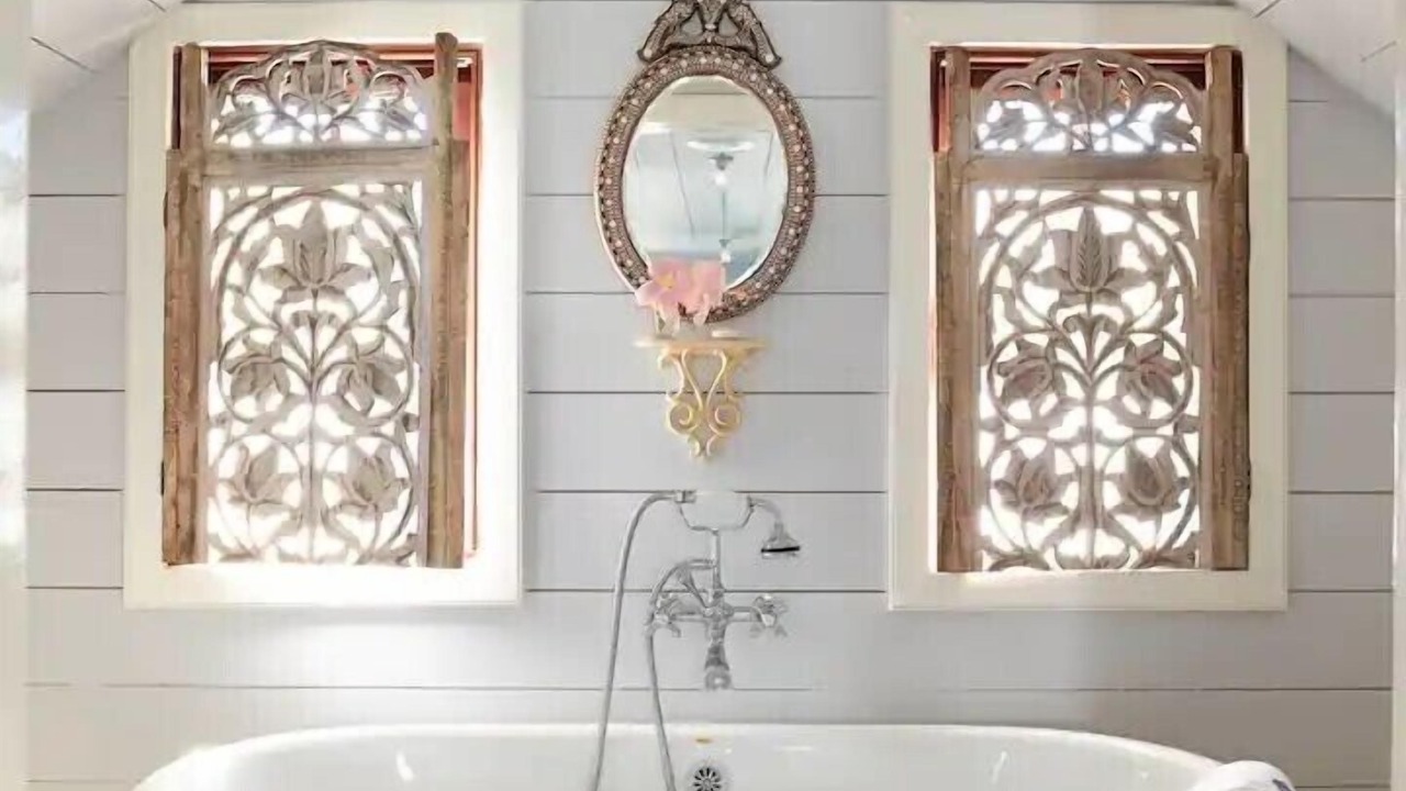 Photo of Bathroom in Dunmore Town