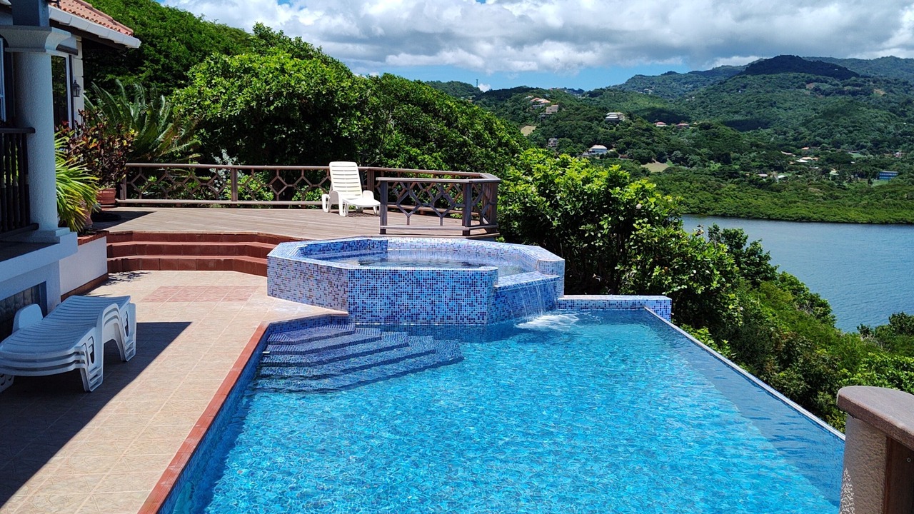 Photo of Outdoor in Arawak Hill