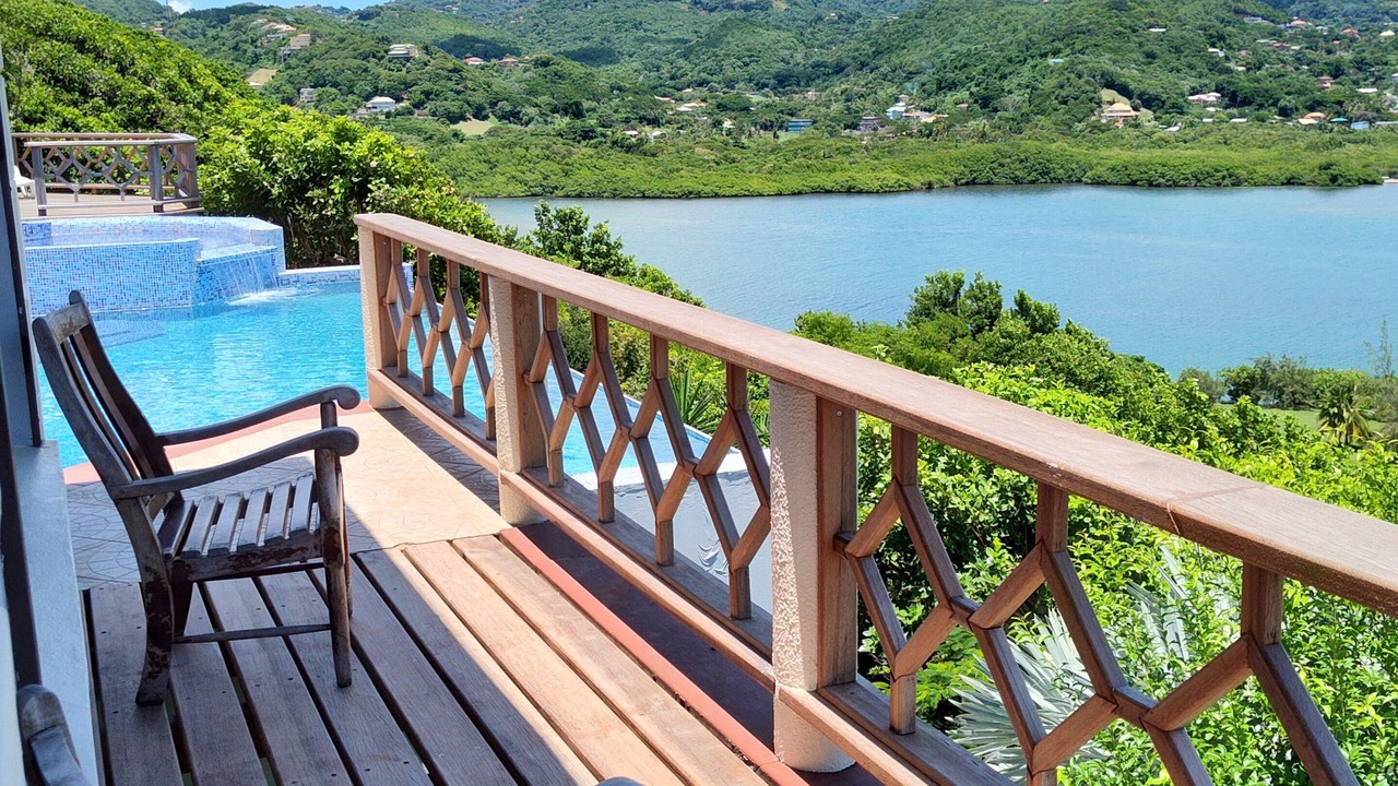 Photo of Outdoor in Arawak Hill