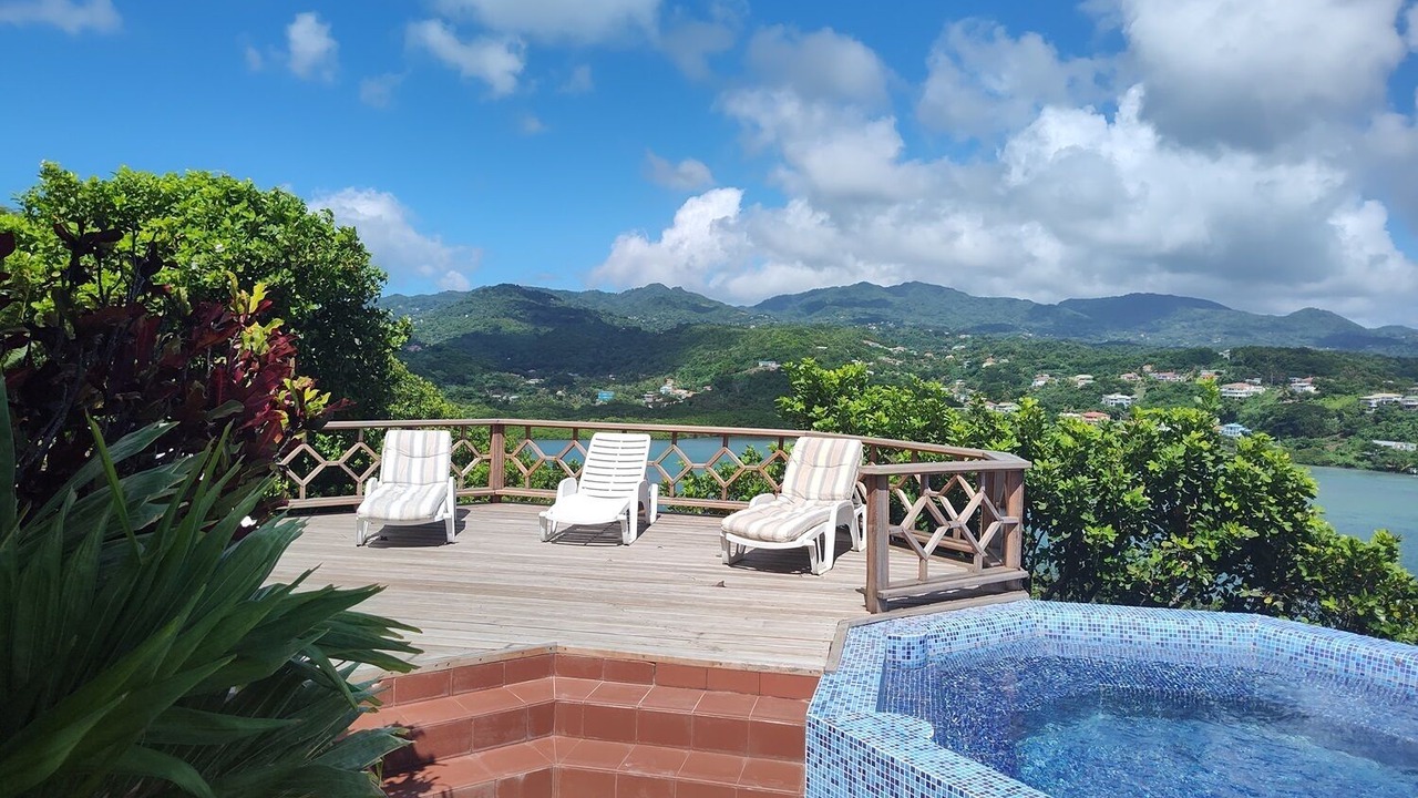 Photo of Outdoor in Arawak Hill