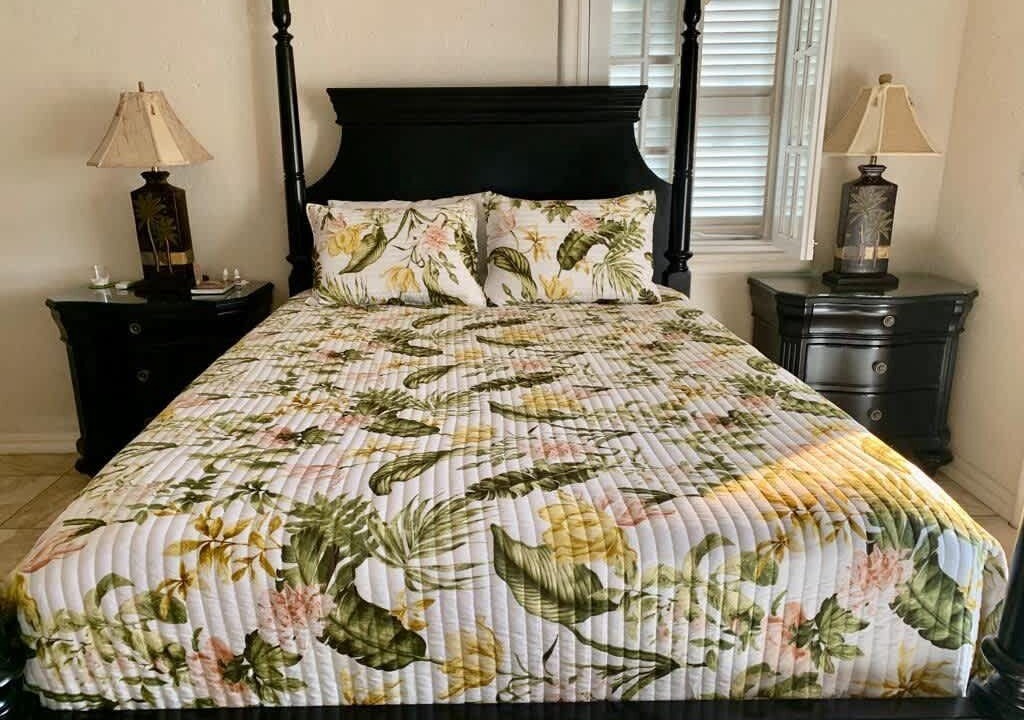 Photo of Bedroom in Marigot Bay