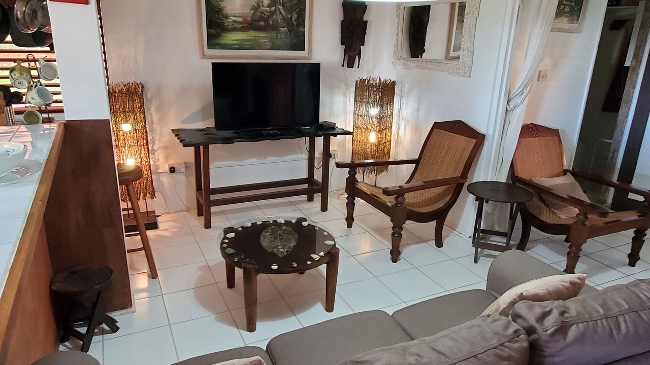Photo of Livingroom in Dugard