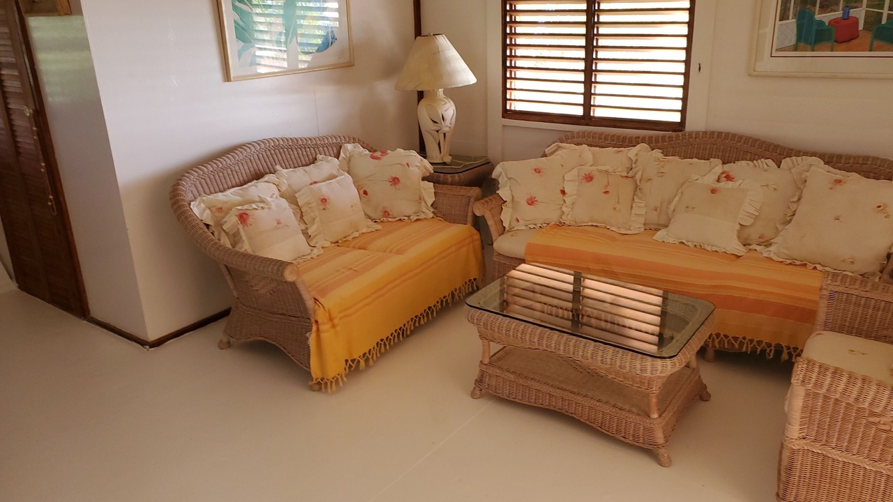 Photo of Livingroom in Dugard