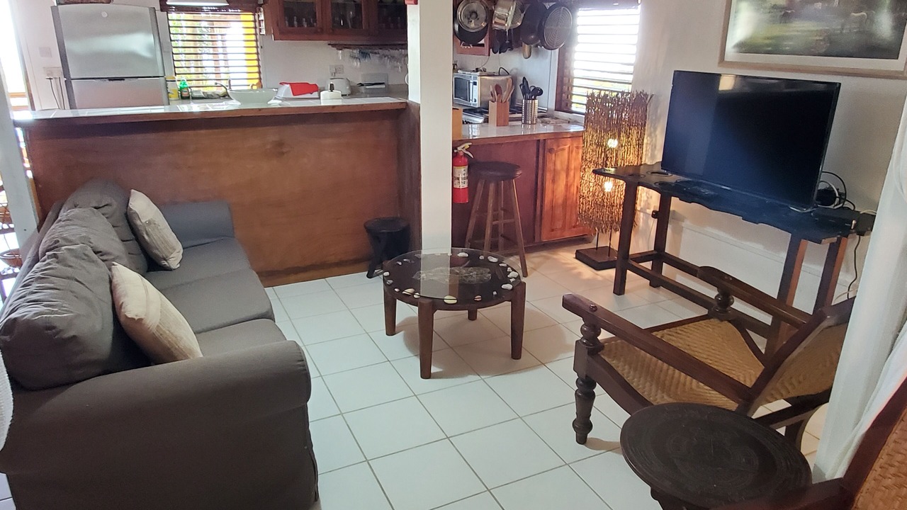 Photo of Livingroom in Dugard