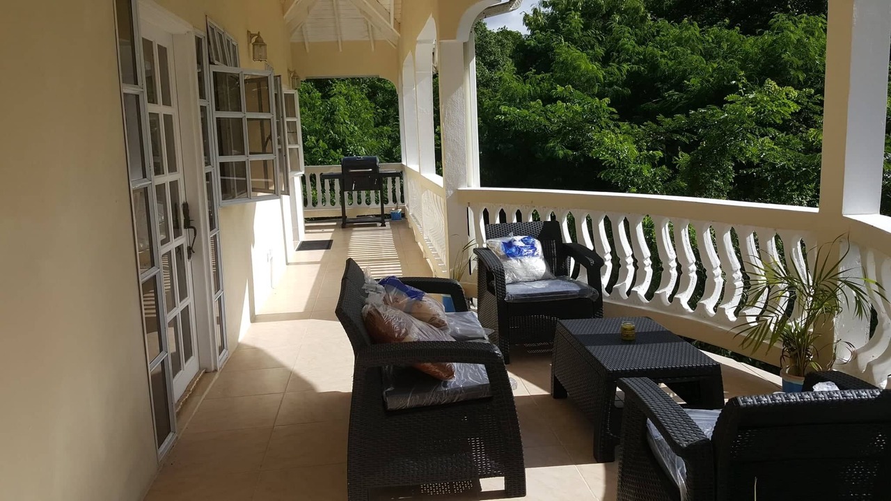 Photo of Patio Balcony in Choiseul