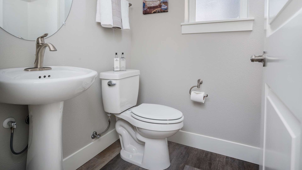 Photo of Bathroom in Aloha