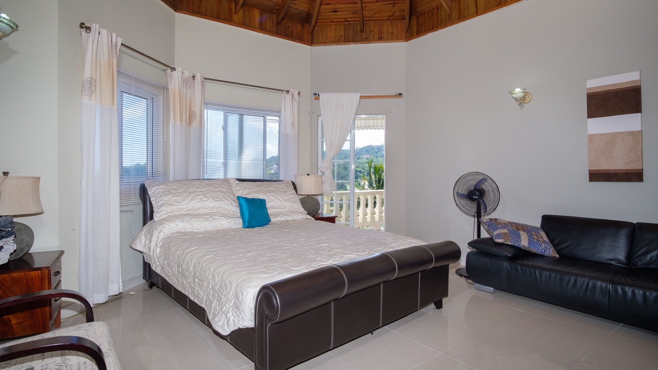 Photo of Bedroom in Tower Isle
